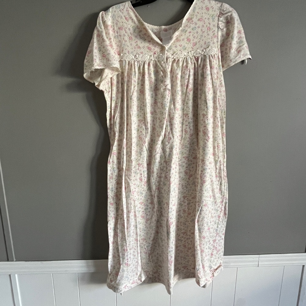 Go Soft Sleepwear Nightgown Dress Medium‎ Green Romantic Lace Trim Cottagecore